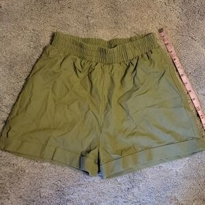 Stylish High Waist Green Women's Shorts